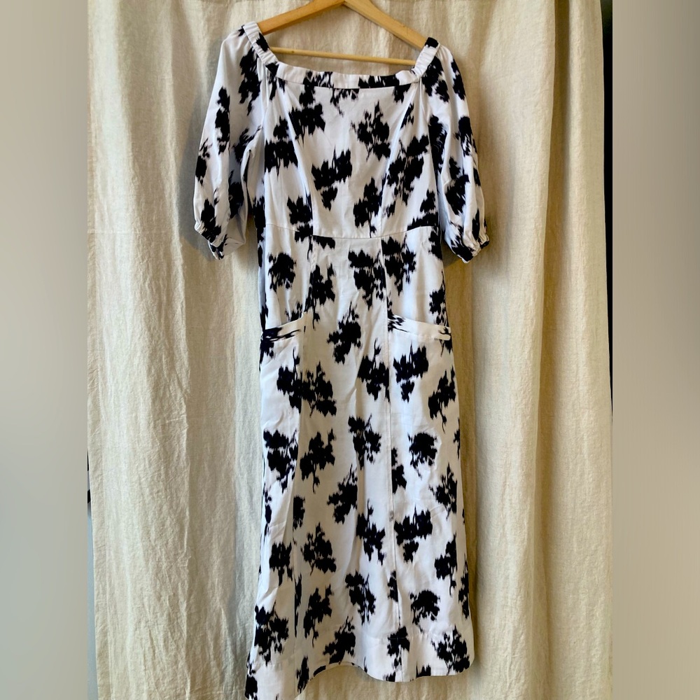 EUC Prabal Gurung for JCPenny Black and White cold shoulder dress